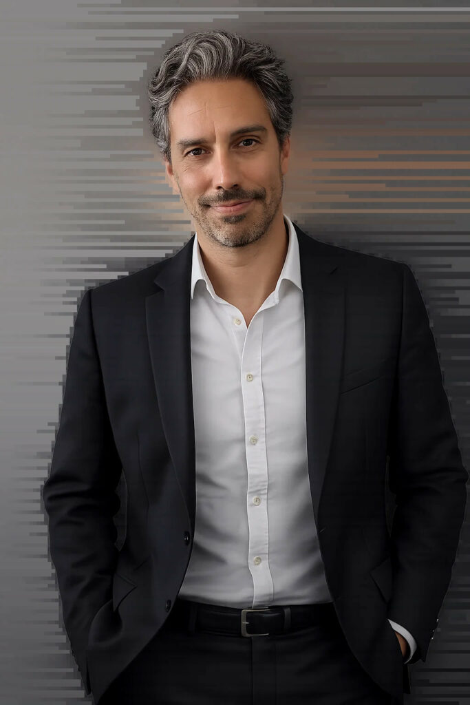 Senior executive with 20+ years of experience in international and innovation-driven organizations. Expert in financial leadership, corporate governance and organizational transformation. Key contributor to scaling a MedTech company from startup to scaleup, raising over €170M. Proven track record in driving operational excellence and long-term value creation.